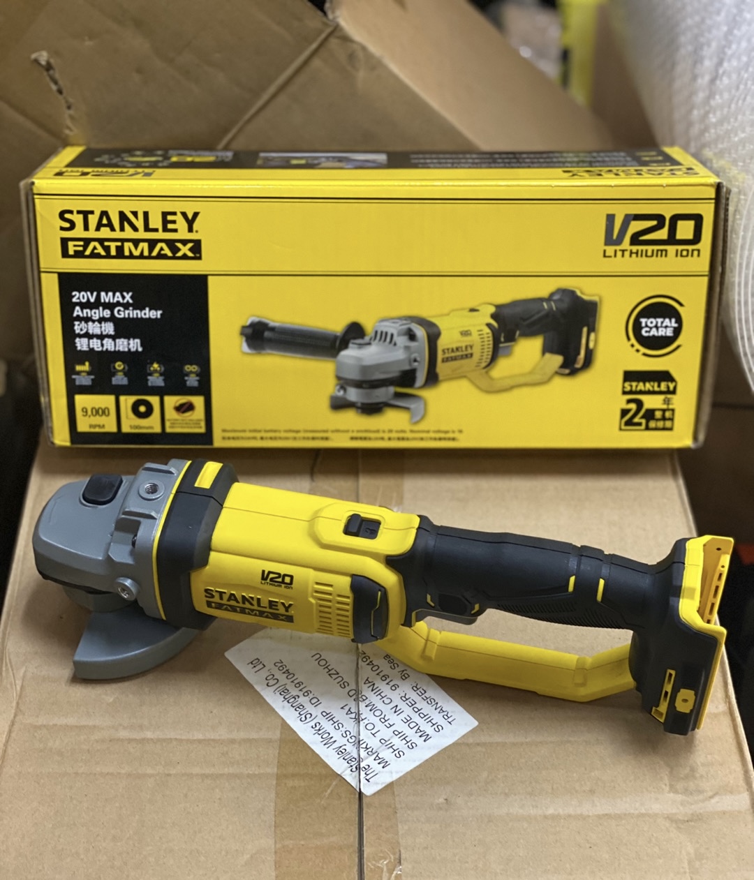 مطحنة زاوية قابلة لإعادة الشحن - مراجعة Power Tools Stanley وسعره